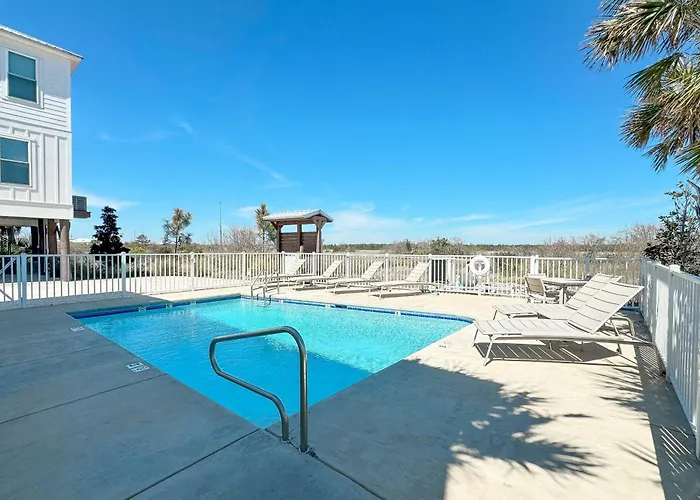 At Dunes Park Unit G * Gulf Shores